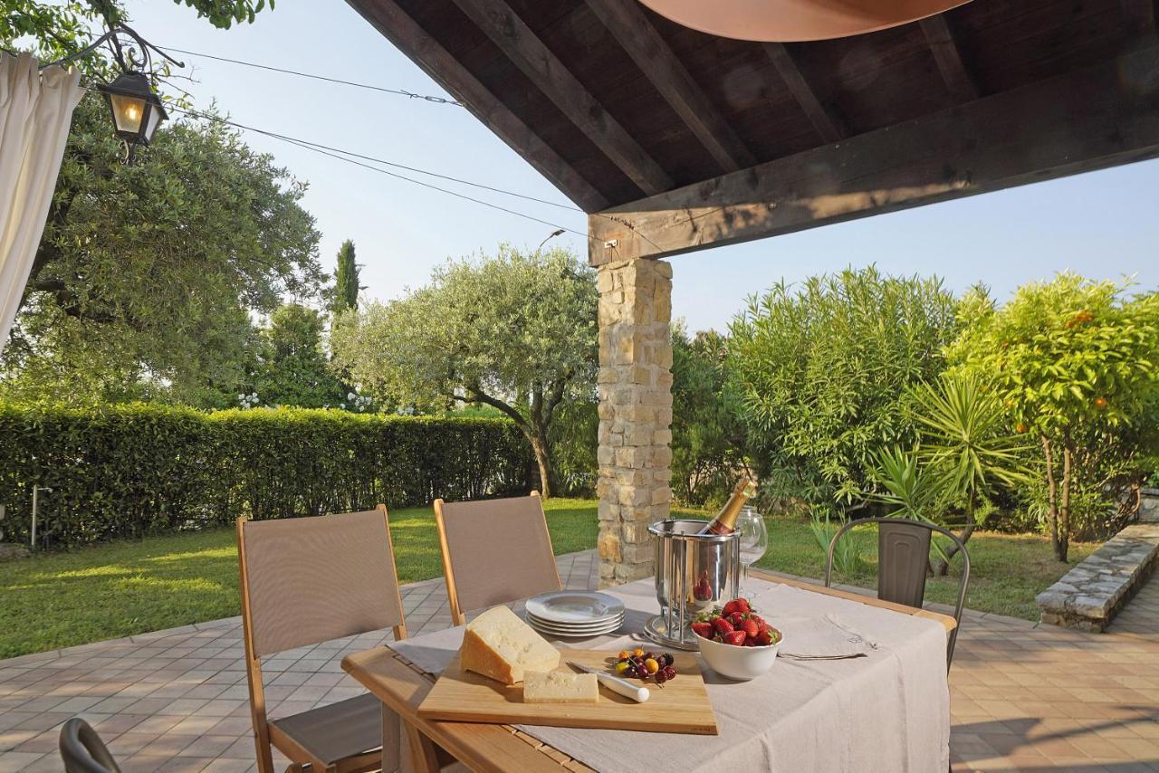 Villa Bouganville Toscolano Maderno Eksteriør billede