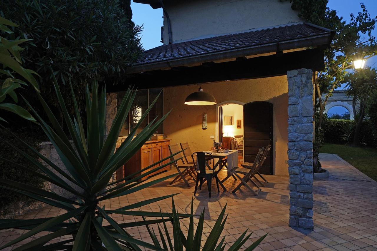 Villa Bouganville Toscolano Maderno Eksteriør billede